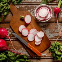 Eat Radish picture